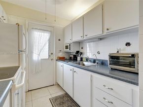 16801 NE 13th Ave 206, Miami FL 33162