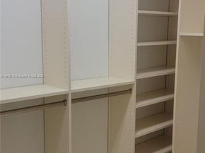 5861 NW 201st Ln, Hialeah FL 33015