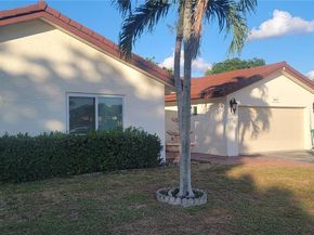 5861 NW 201st Ln, Hialeah FL 33015