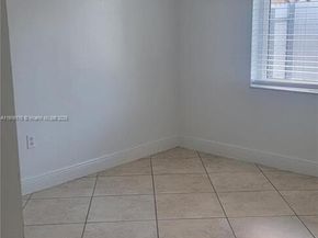 5861 NW 201st Ln, Hialeah FL 33015