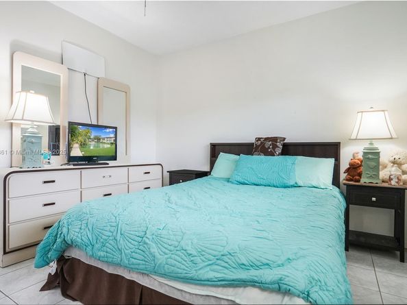 5171 W Oakland Park Blvd 311, Lauderdale Lakes FL 33313