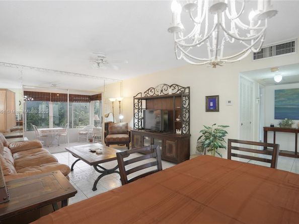 5171 W Oakland Park Blvd 311, Lauderdale Lakes FL 33313