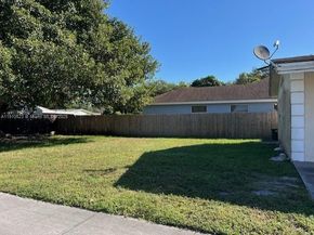 5191 SW 22nd St, West Park FL 33023