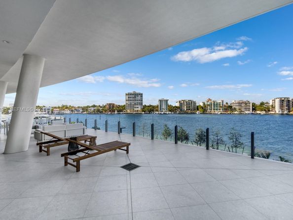 5 Grove Isle Dr L205, Miami FL 33133
