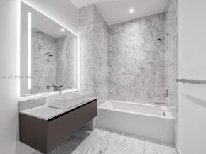 5 Grove Isle Dr L205, Miami FL 33133