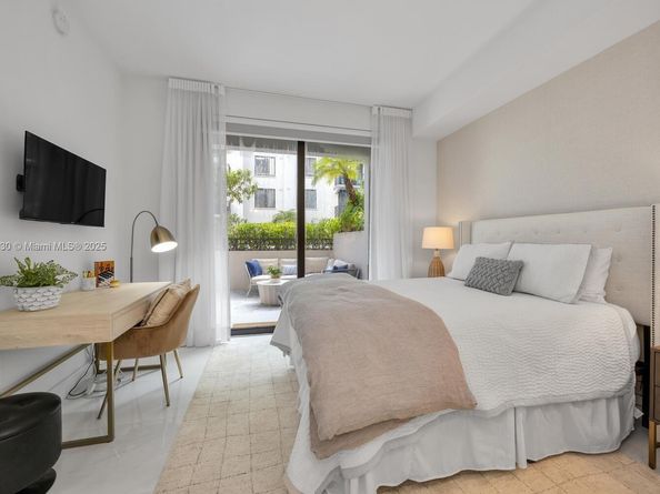 301 Altara Ave 419, Coral Gables FL 33146