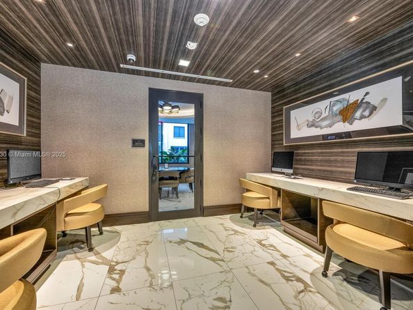 301 Altara Ave 419, Coral Gables FL 33146