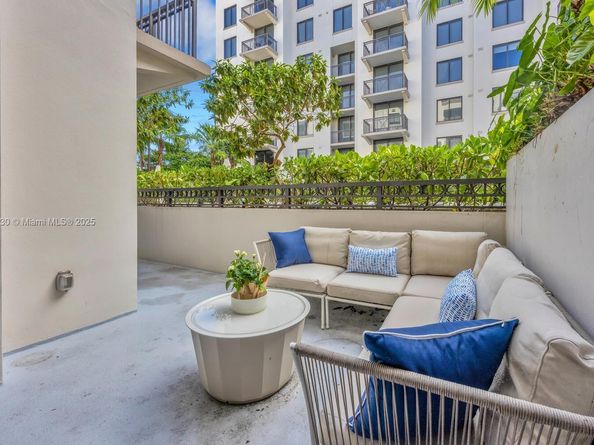 301 Altara Ave 419, Coral Gables FL 33146