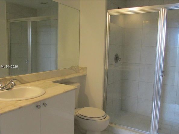2775 NE 187Th St 205, Aventura FL 33180