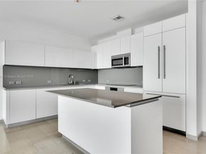 68 SE 6th St 4110, Miami FL 33131