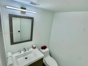 1000 Parkview Dr 202, Hallandale Beach FL 33009