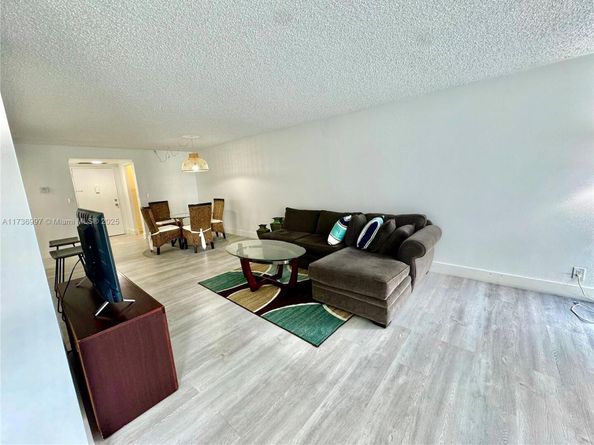 1000 Parkview Dr 202, Hallandale Beach FL 33009