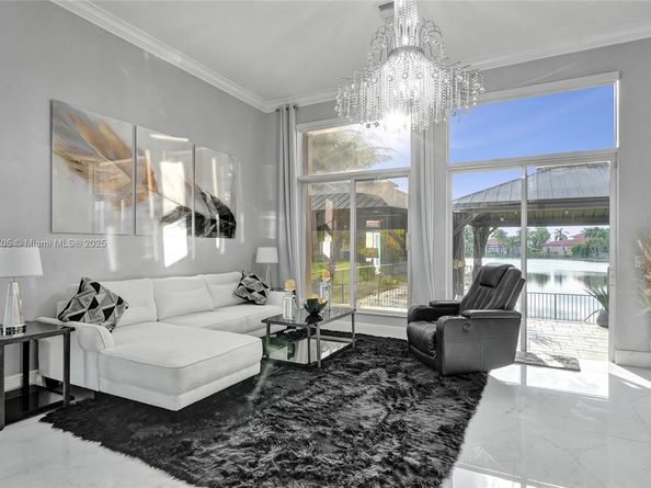 4248 SW 185th Ave, Miramar FL 33029