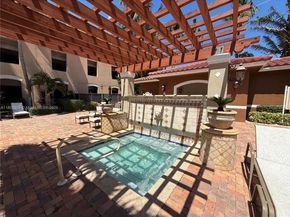 616 Clearwater Park Rd 212, West Palm Beach FL 33401