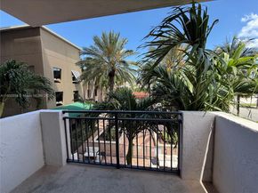 616 Clearwater Park Rd 212, West Palm Beach FL 33401