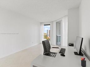 21055 Yacht Club Dr 1007, Aventura FL 33180