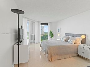 21055 Yacht Club Dr 1007, Aventura FL 33180