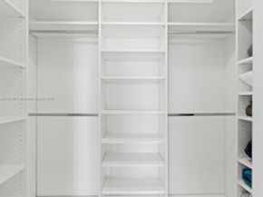 21055 Yacht Club Dr 1007, Aventura FL 33180