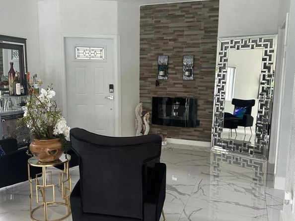318 NE 31st Ave, Homestead FL 33033