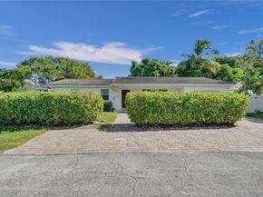 10 NW 100th St, Miami Shores FL 33150