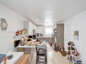 10 NW 100th St, Miami Shores FL 33150