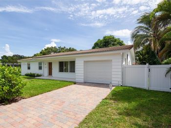 10 NW 100th St
