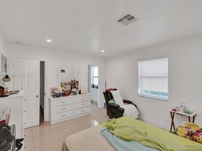 10 NW 100th St, Miami Shores FL 33150