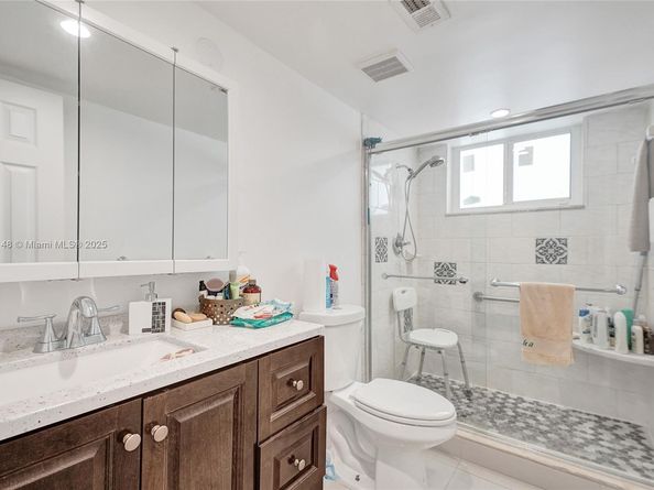 10 NW 100th St, Miami Shores FL 33150