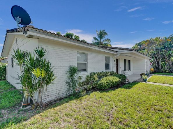10 NW 100th St, Miami Shores FL 33150