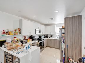 10 NW 100th St, Miami Shores FL 33150