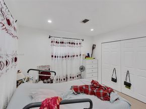 10 NW 100th St, Miami Shores FL 33150
