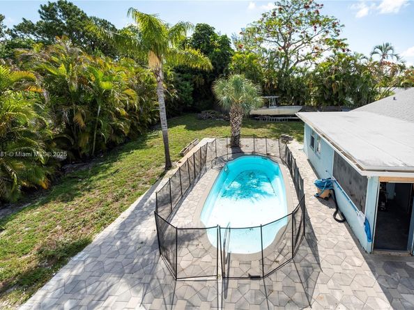 219 Bobwhite Rd, Royal Palm Beach FL 33411