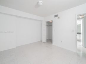 31 SE 5th St 1507, Miami FL 33131