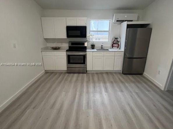 81 NW 44th St, Miami FL 33127