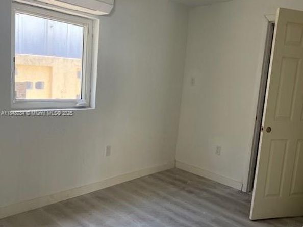 81 NW 44th St, Miami FL 33127