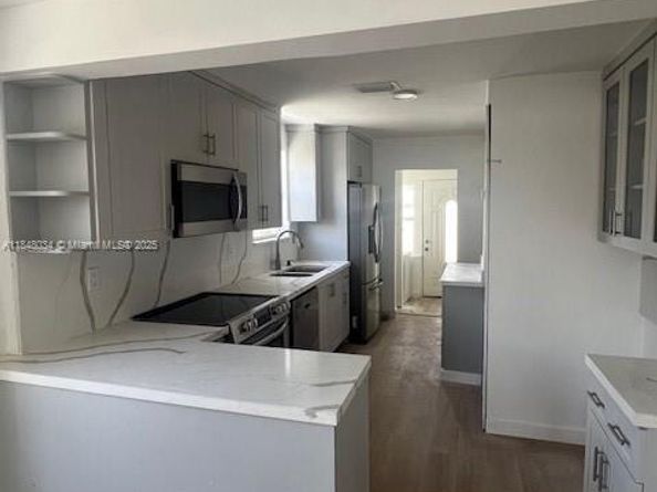 81 NW 44th St, Miami FL 33127
