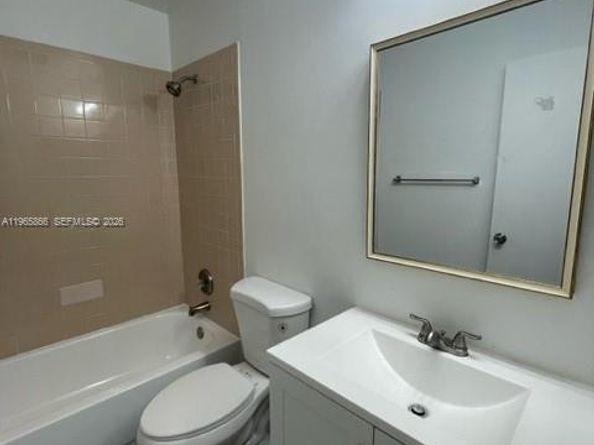 13986 SW 280th Ter, Homestead FL 33033