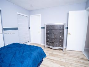 20331 NE 10th Ct, Miami FL 33179