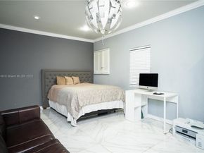 20331 NE 10th Ct, Miami FL 33179