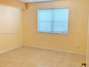 650 S Park Rd 245, Hollywood FL 33021