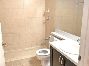 650 S Park Rd 245, Hollywood FL 33021