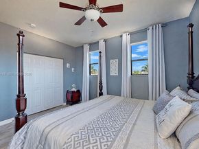 132 NE 26th Ave, Homestead FL 33033