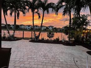 132 NE 26th Ave, Homestead FL 33033