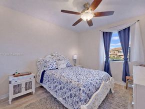 132 NE 26th Ave, Homestead FL 33033