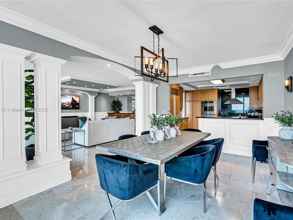 20201 E Country Club Dr 1907, Aventura FL 33180