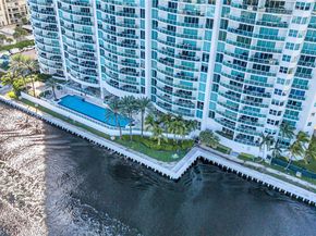 20201 E Country Club Dr 1907, Aventura FL 33180