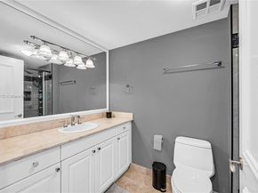 20201 E Country Club Dr 1907, Aventura FL 33180