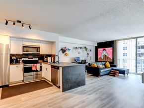 5077 NW 7th St 1216, Miami FL 33126