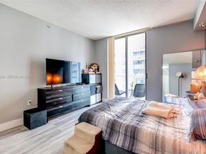 5077 NW 7th St 1216, Miami FL 33126