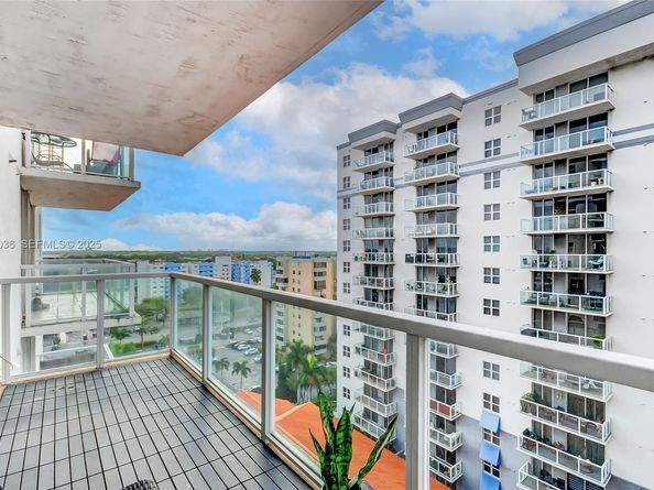 5077 NW 7th St 1216, Miami FL 33126